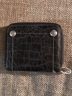 Brigton wallet woman