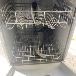 Dishwasher Machine 