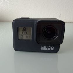 GoPro Hero 7 Black + Acessories