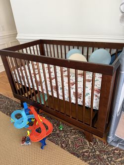 Crib Convertable To Toddler Bed And Crib Mattress