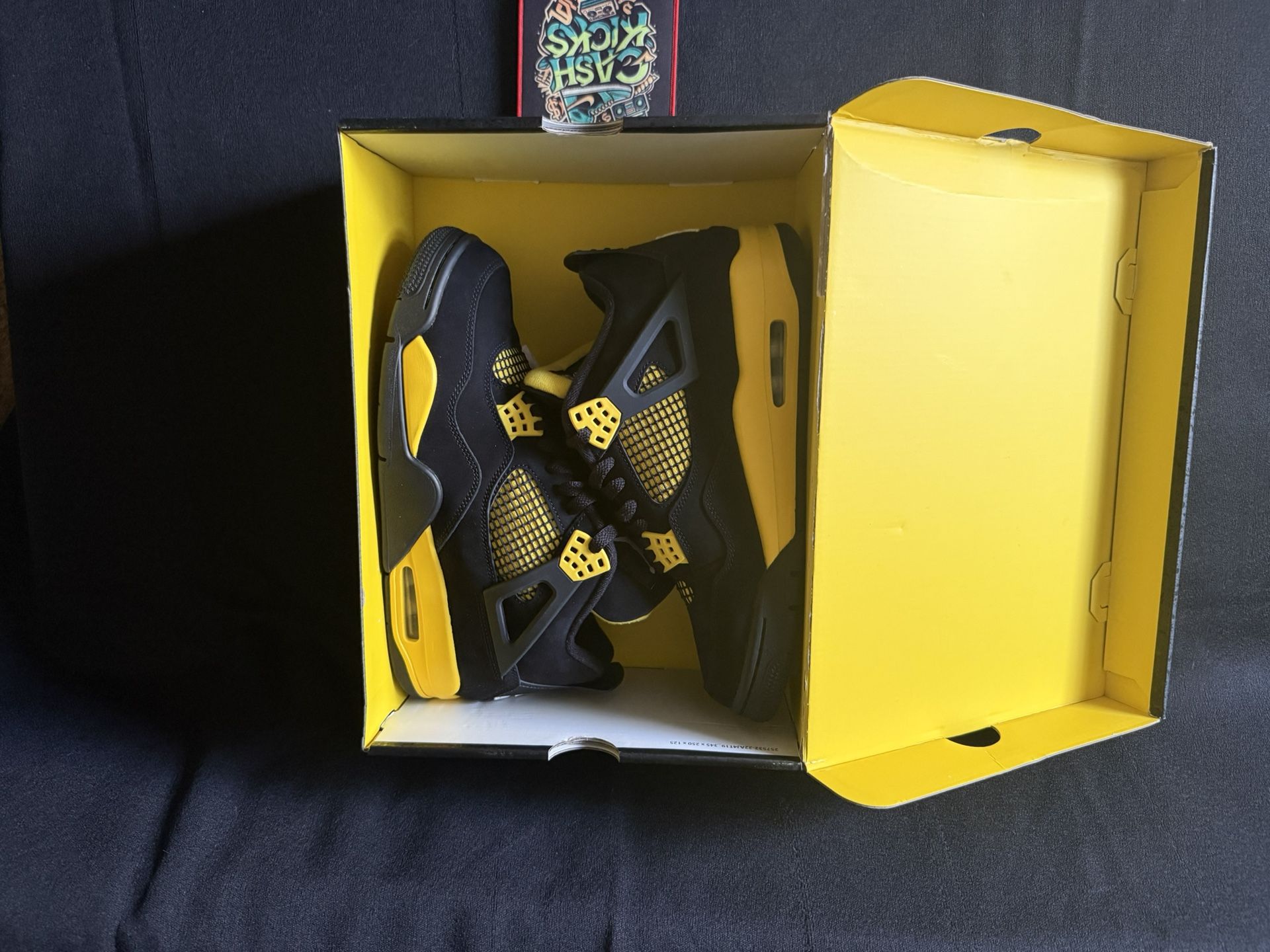 Jordan 4 Retro Yellow Thunder