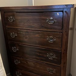 Solid Wood 5 Drawer Dresser 