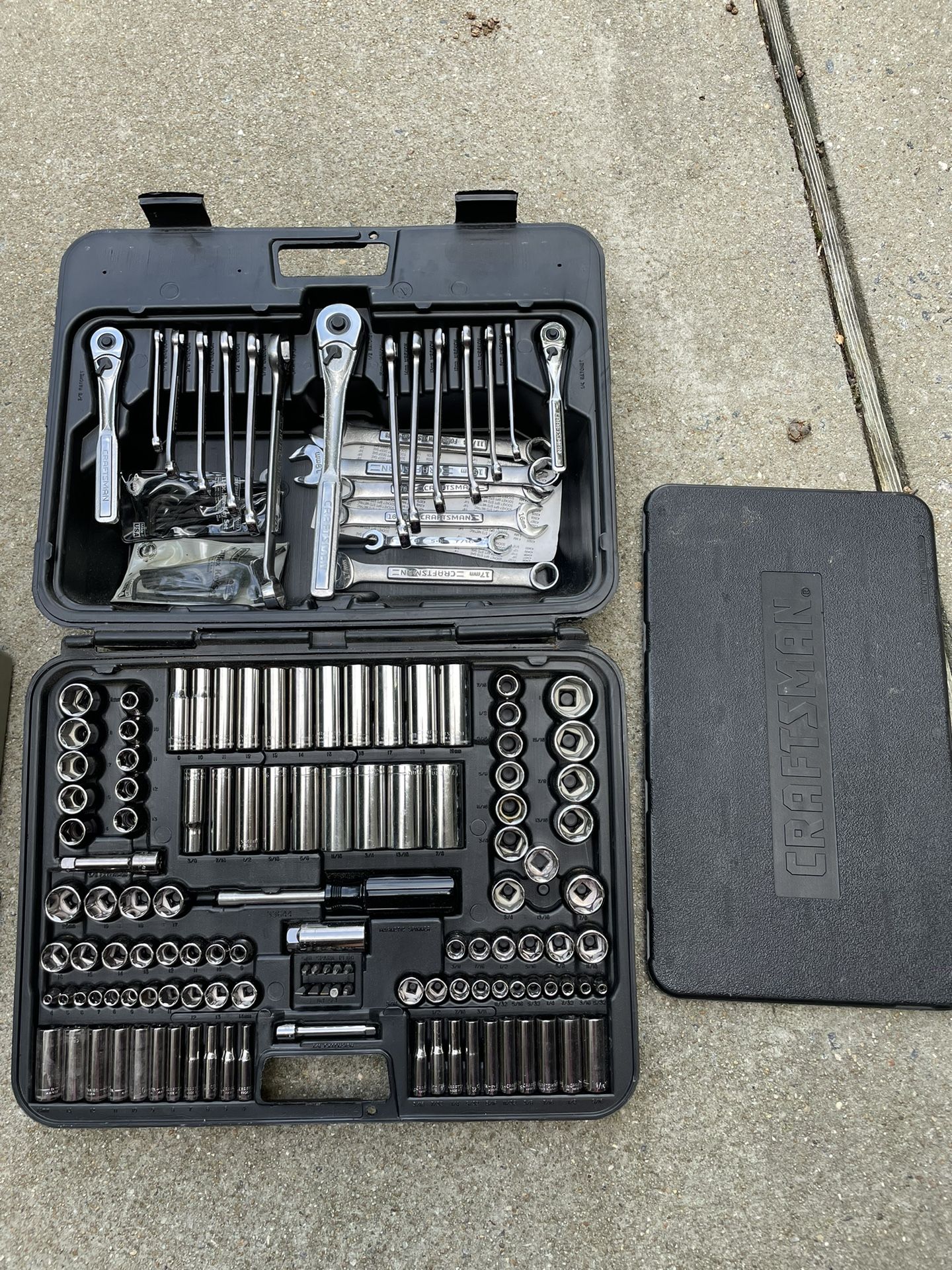 Craftsman Tool Set w/Carrying Case for Sale in Virginia Beach, VA OfferUp