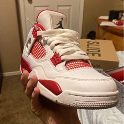 Jordan 4 Alternate 89’s