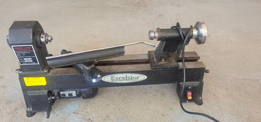 Wood LATHE bench-top
