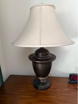 Table lamp
