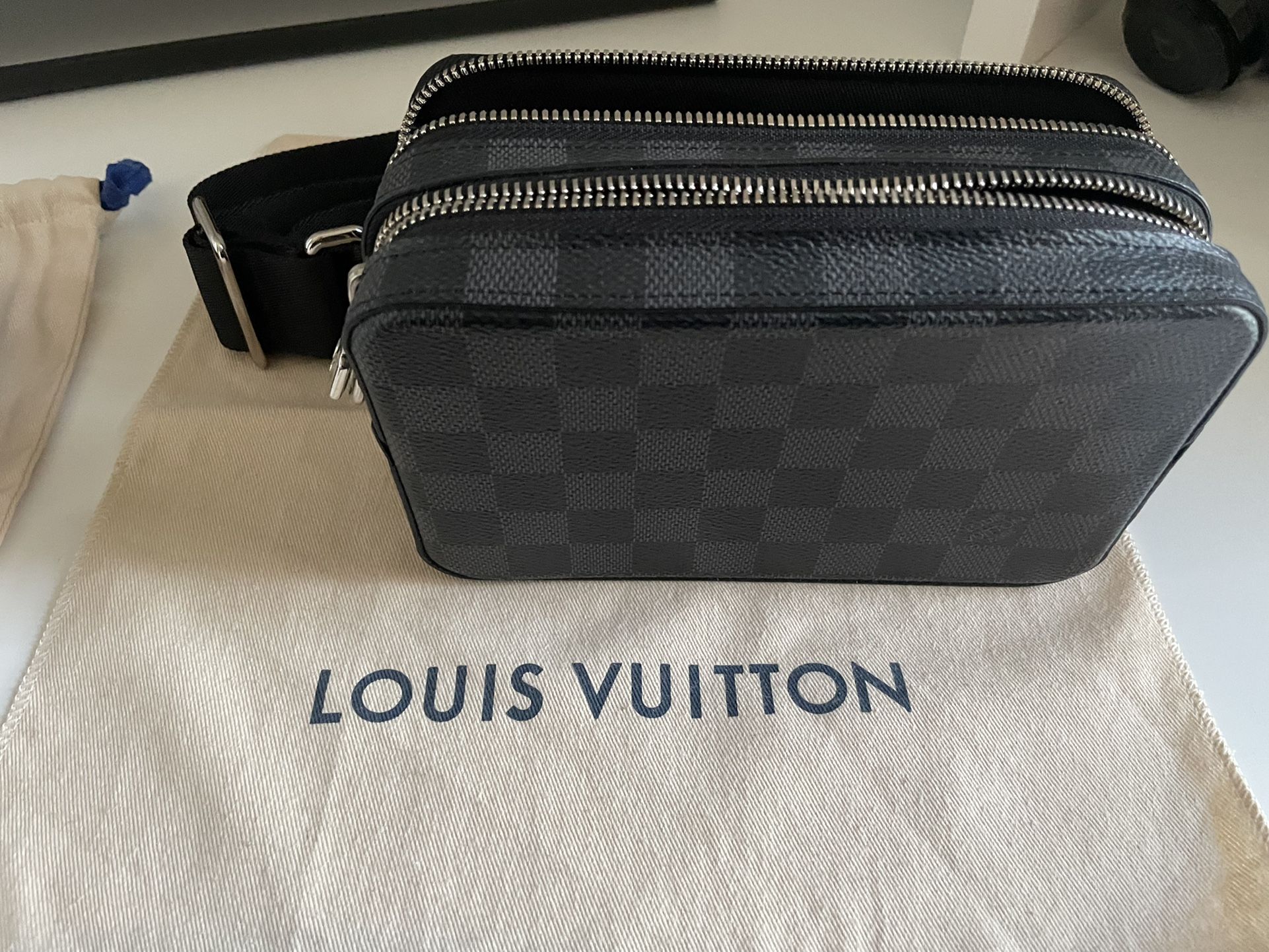 Louis Vuitton - Mens Small Bag