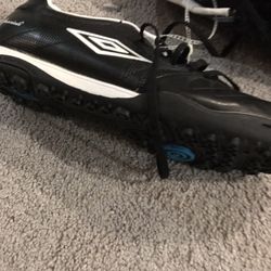 Umbro 10.5 Indoor Soccer 