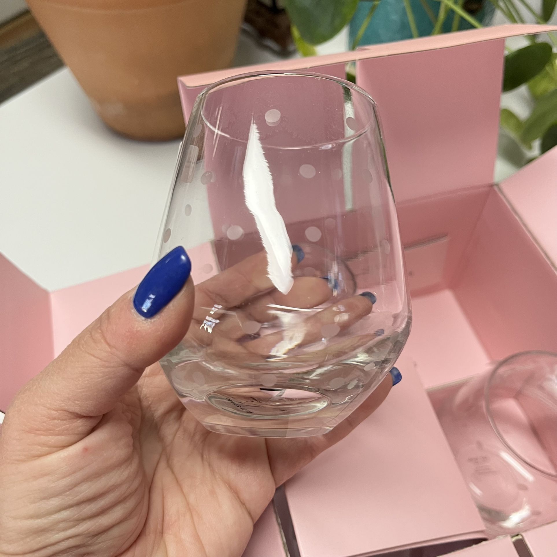 Kate Spade Set Lenox Of Four Larabee Dot Crystal .Stemless Wine Glasses