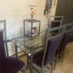Glass Table w/4  chairs