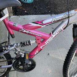 Hyper Bicycle 20" Girl's Swift Mountain Bike for Kids