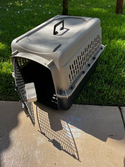 Dog Kennel / Great Choice -Medium