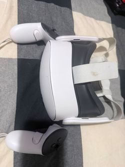 Acer predator 300 se 3080ti +Meta Quest 2 VR Headset with Controllers