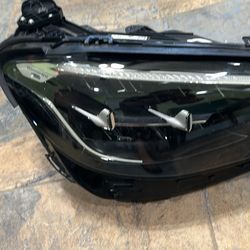2021-2023 Mercedes Benz W213 E-Class E300 Right Passenger Side LED Headlight
