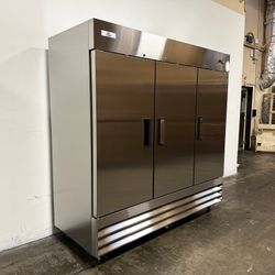NSF Reach In Three door refrigerator CFD-3RR