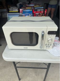 New comfee microwave