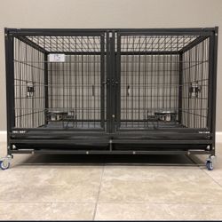 Brand New Heavy Duty Stackable 43” Dog  Kennel 