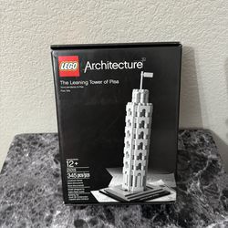 LEGO ARCHITECTURE: The Leaning Tower of Pisa (21015)