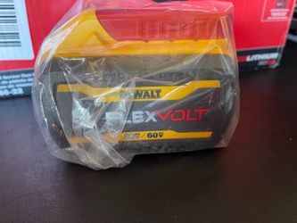 DEWALT FLEXVOLT BATTERY  9.0 AH NEW OUT THE BOX NEVER  USED