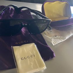 Gucci Core Sunglasses Black