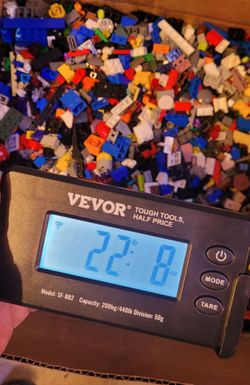 22 LB of Lego bricks
