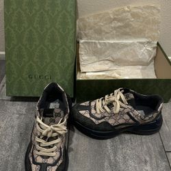 Gucci GG Rhyton Beige Blue