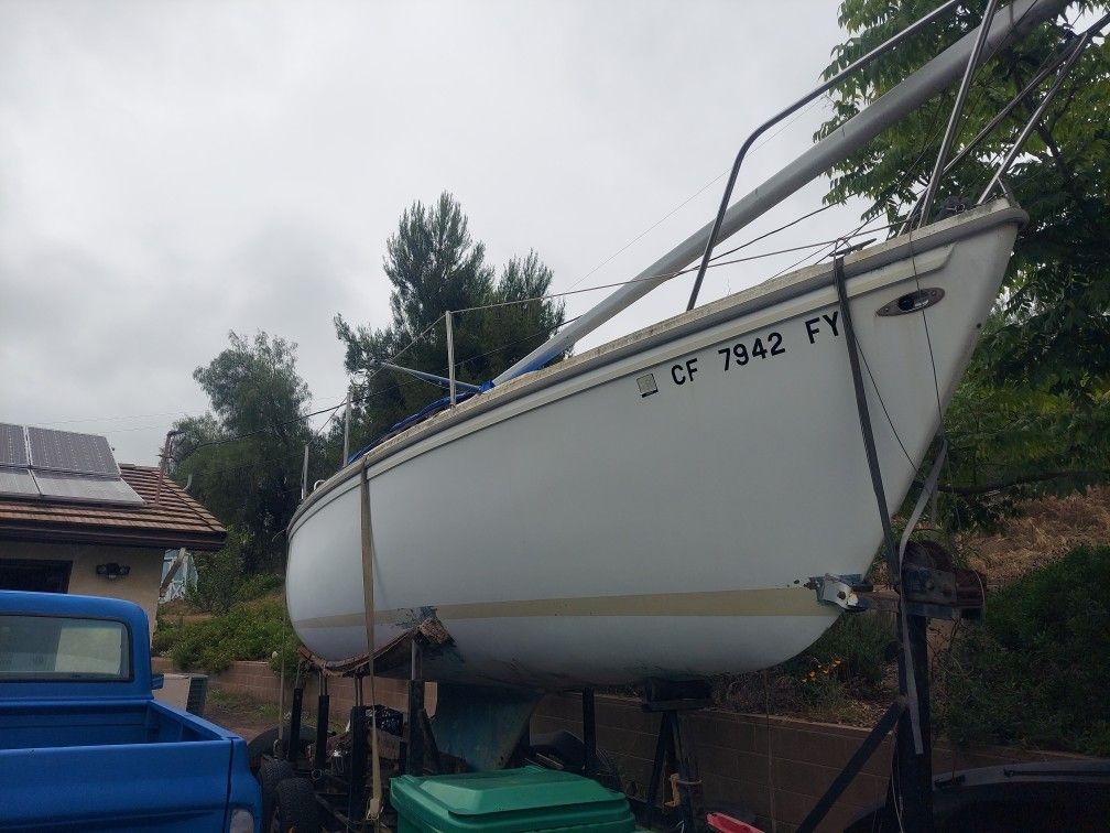 1974 Catalina 25