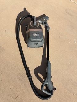 Shark Vacuum Cleaner
