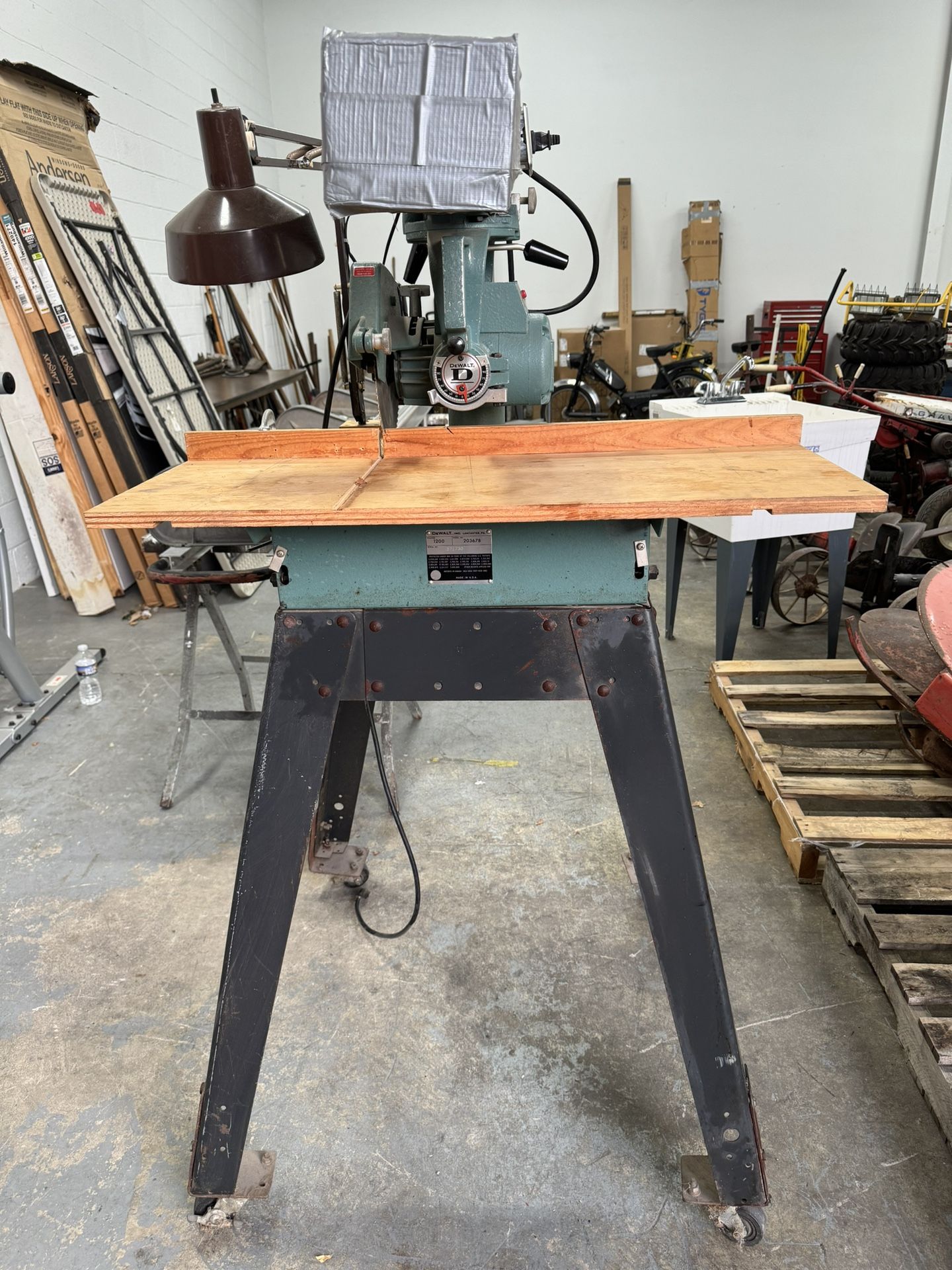 DeWalt Radial Arm Saw