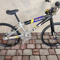 GT Aluminum Frame Jr. Bmx Race Bike