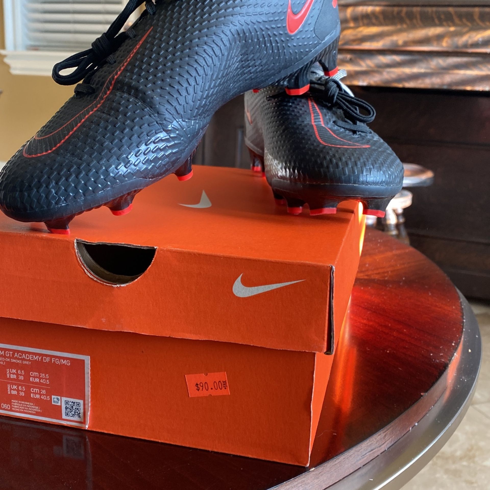 JORDAN HOFFART'S BUTTER BENCH (skate)