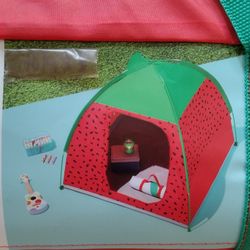 NEW Sun Squad Play Tent.
Durable and vented.
