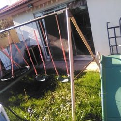 Swing set 