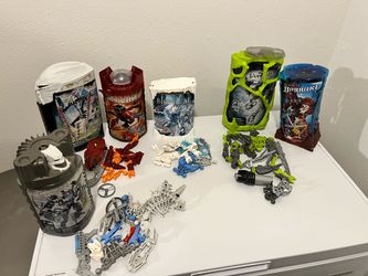 Lot of 9 LEGO Bionicle Sets