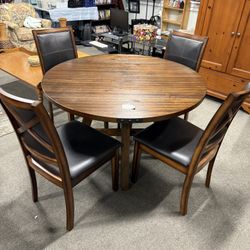 Round Dining Table W/ 4 Matching Chairs, Has Few Blemishes As Shown In Photos