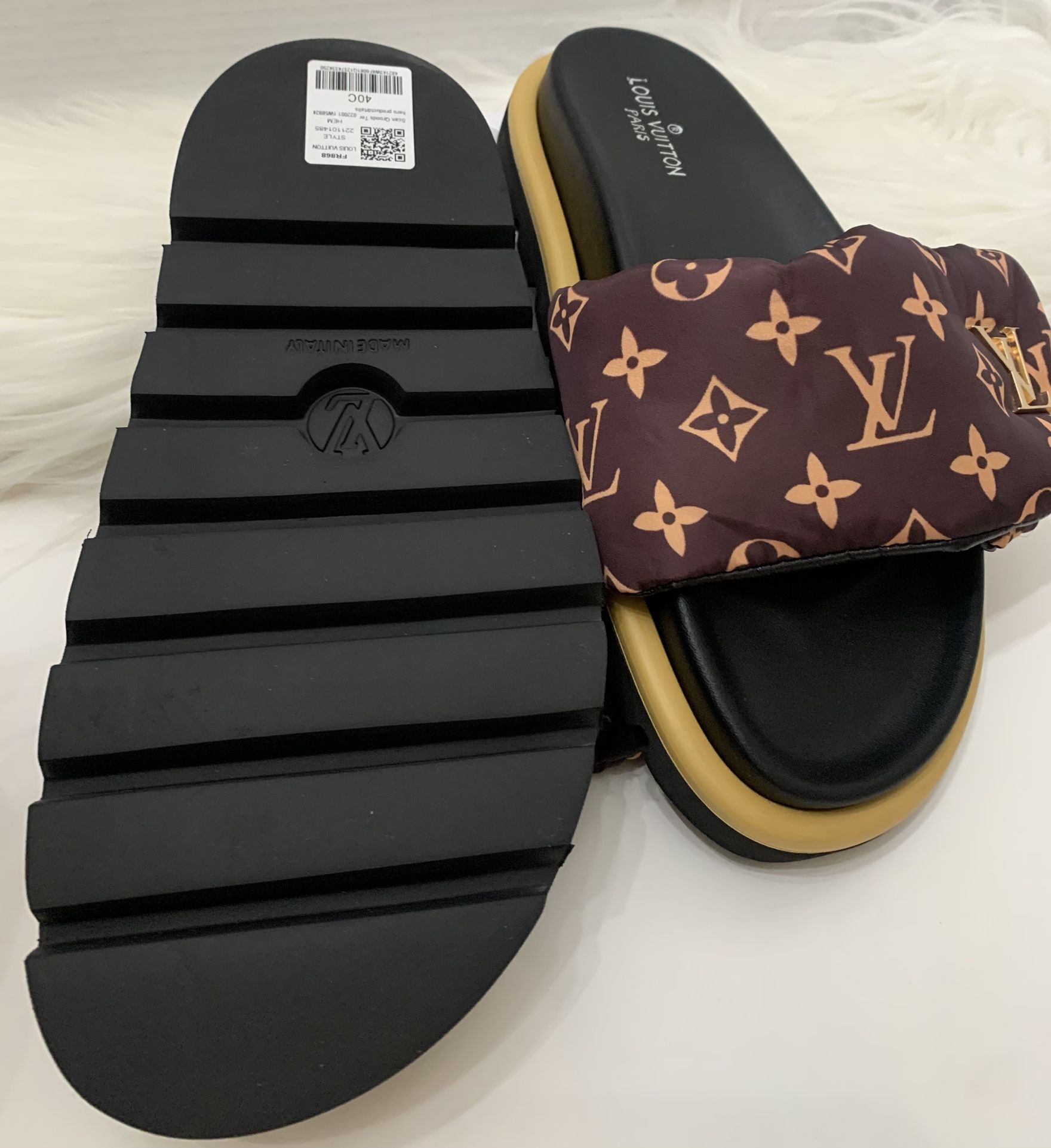 Pool Pillow Logo Mule Slides for Sale in Santa Clarita, CA - OfferUp