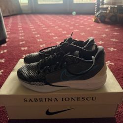 NIKE sabrina 1s "family bonds" 6W