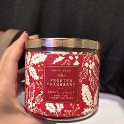 bath and body works candle 