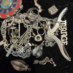 BUNDLE OF SILVER 925 MISC BROKEN ETC ITEMS SELLING TOGETHER SEE ALL PICS