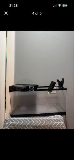 Glass Reptile Tank with Black Lid
