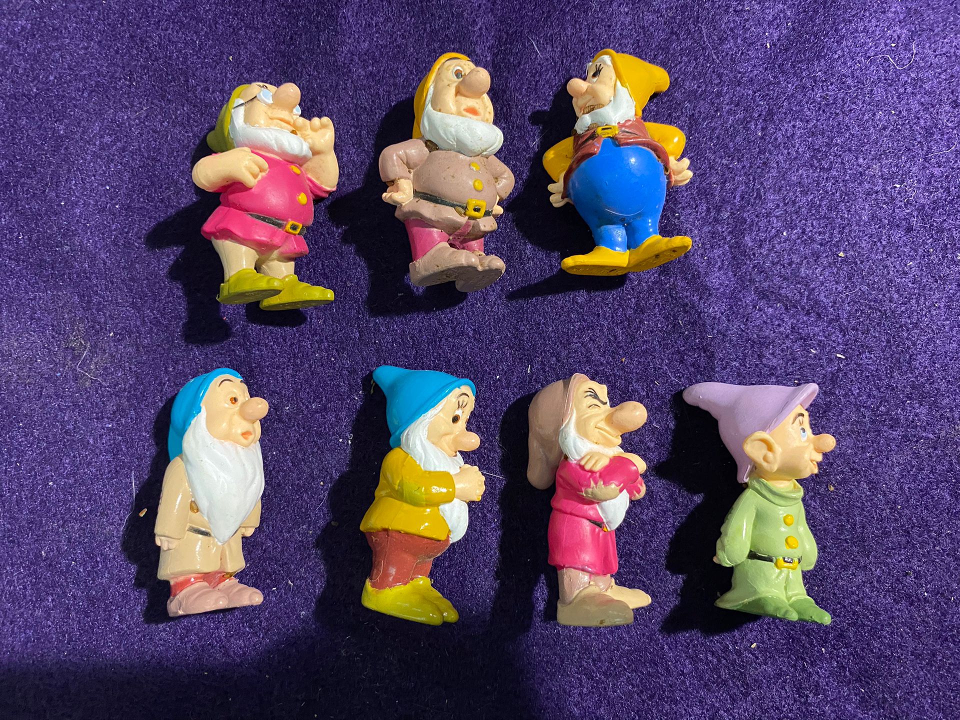 Walt Disney Snow White & The Seven Dwarfs Figurines 1993 Mattel Vintage Toys Dopey Bashful Grumpy Sleepy Sneezy Happy Doc  
