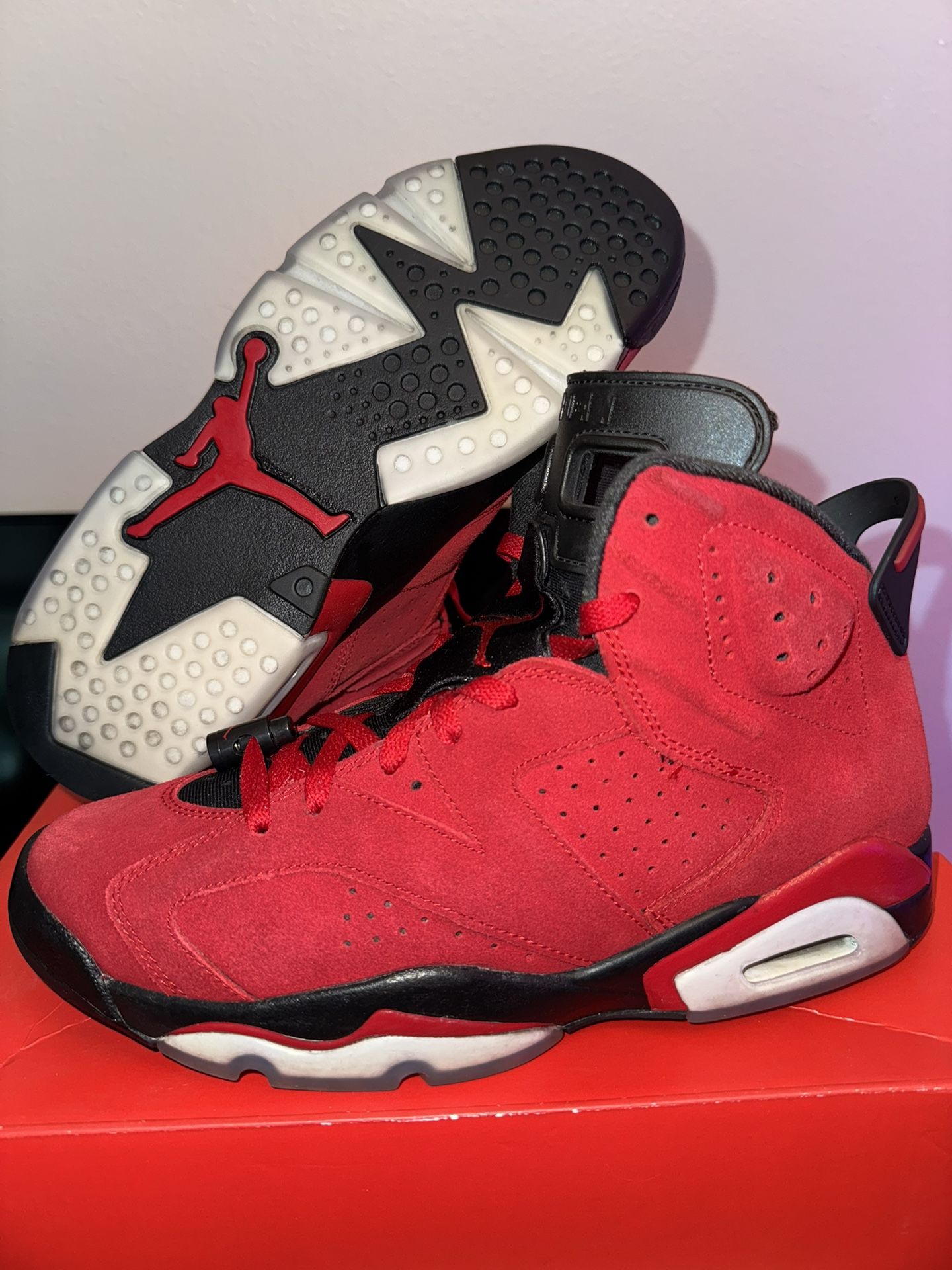 Toro Bravo Retro 6 Jordan Size 9.5 men’s Shoes Sneakers Nike Air