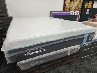 Special sale Tempur-Pedic probreeze medium purecool queen size mattress only special