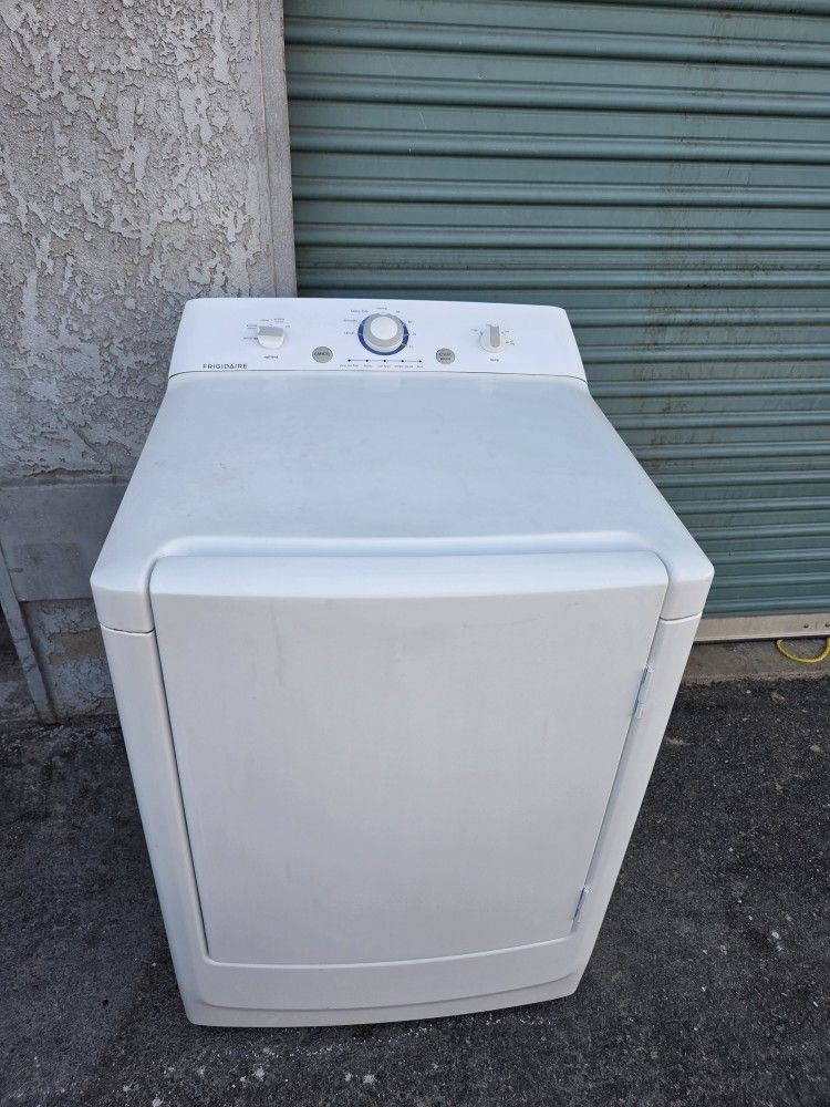 Frigidaire Gas Dryer 