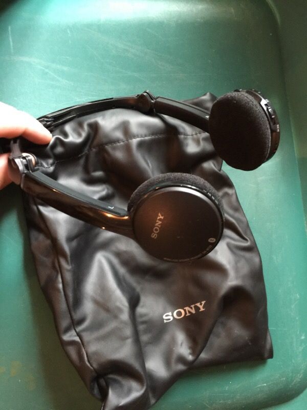 Sony DR-BT22 headphones