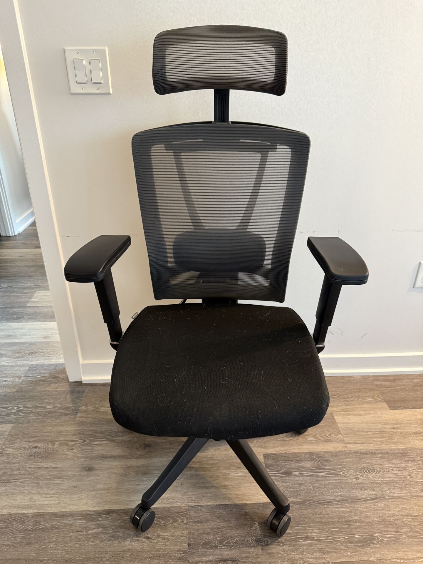 Autonomous ergochair pro