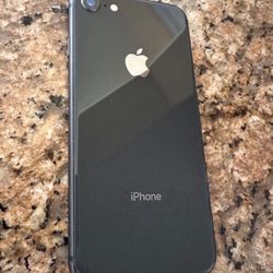 Apply iPhone 8 64gb Space Gray Great condition T-Mobile 