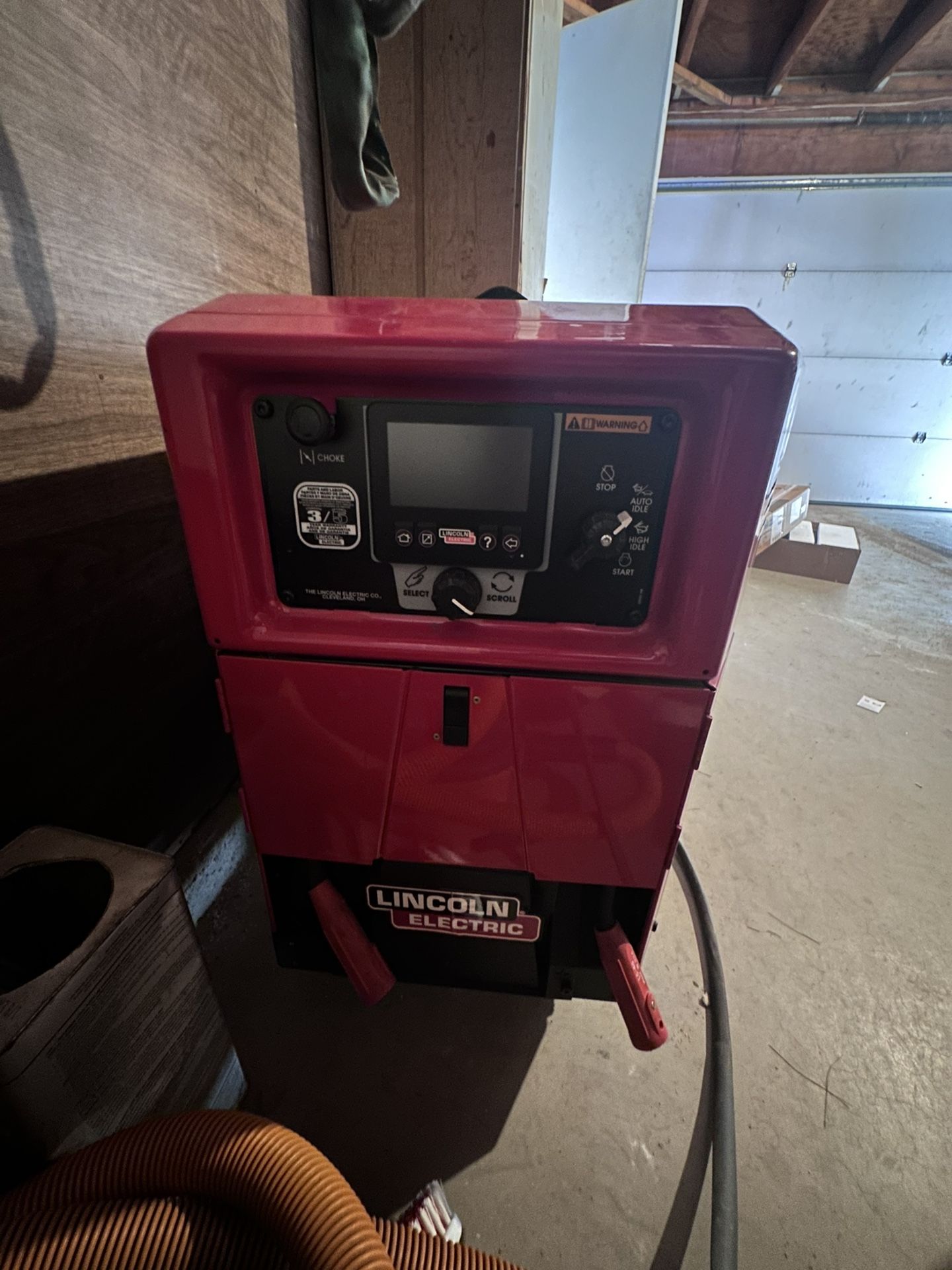Lincoln Electric Welder- Ranger 330MPX Welder/Generator