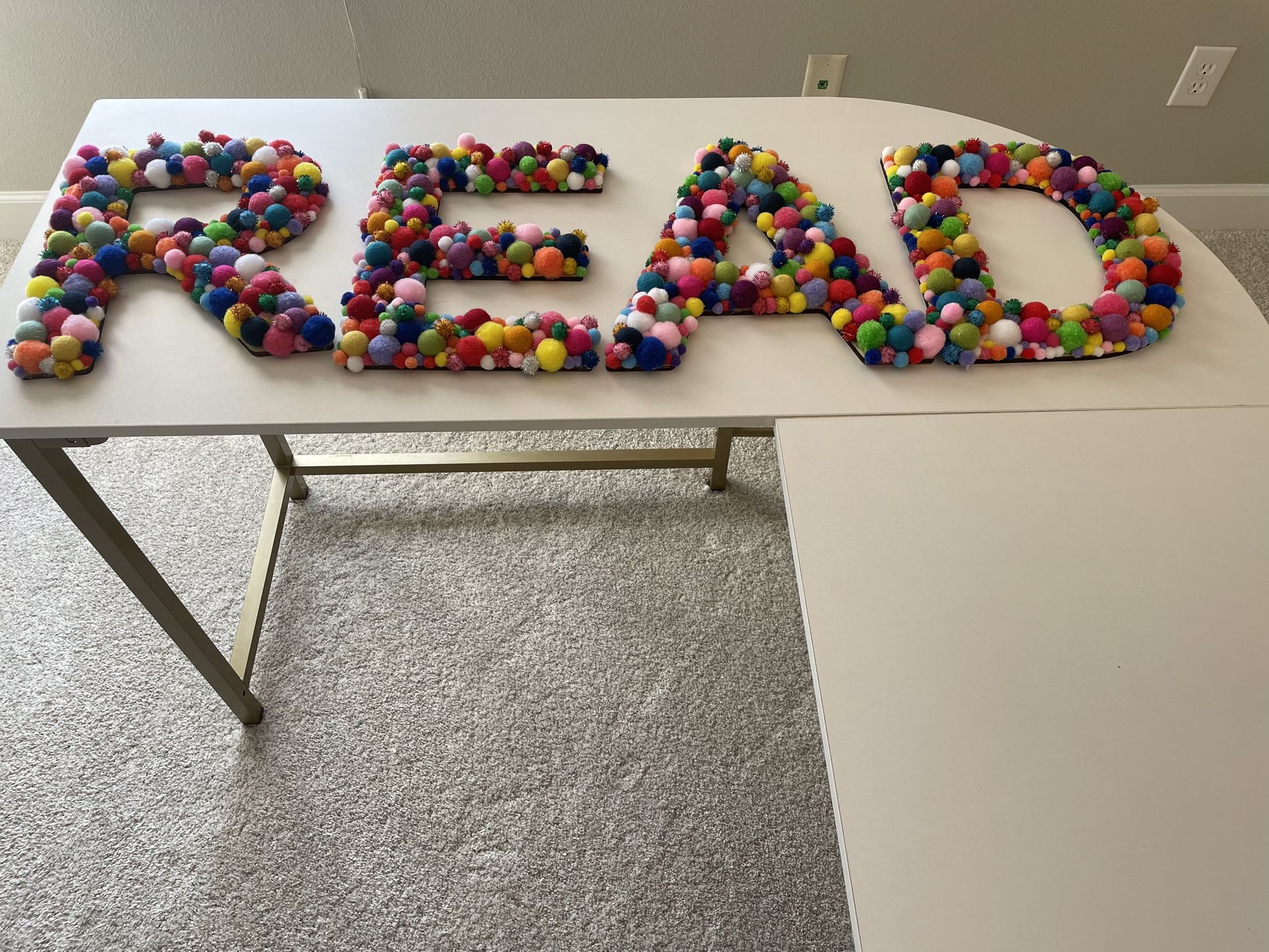 “Read” Wall Letters 