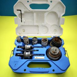LENOX 13 PC PLUMBER'S & ELECTRICIAN'S HOLE SAW KIT 12207, USED